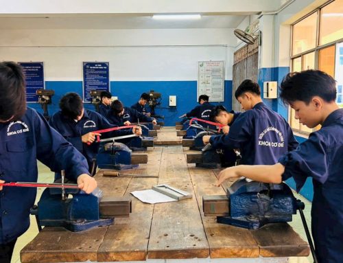 Video thực hành Tiện côn